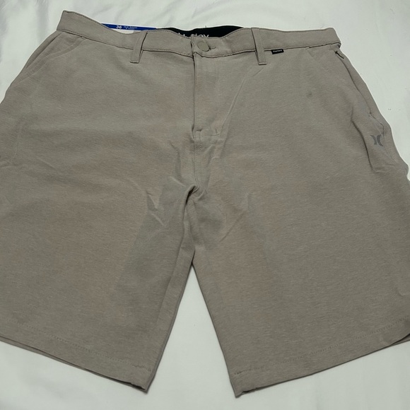 Hurley hybrid walkshort zipper pocket water repellent size 36 and 34 NWT - Picture 1 of 3